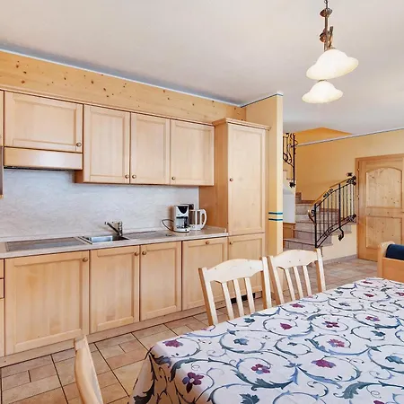 Apartament Betty Larasc